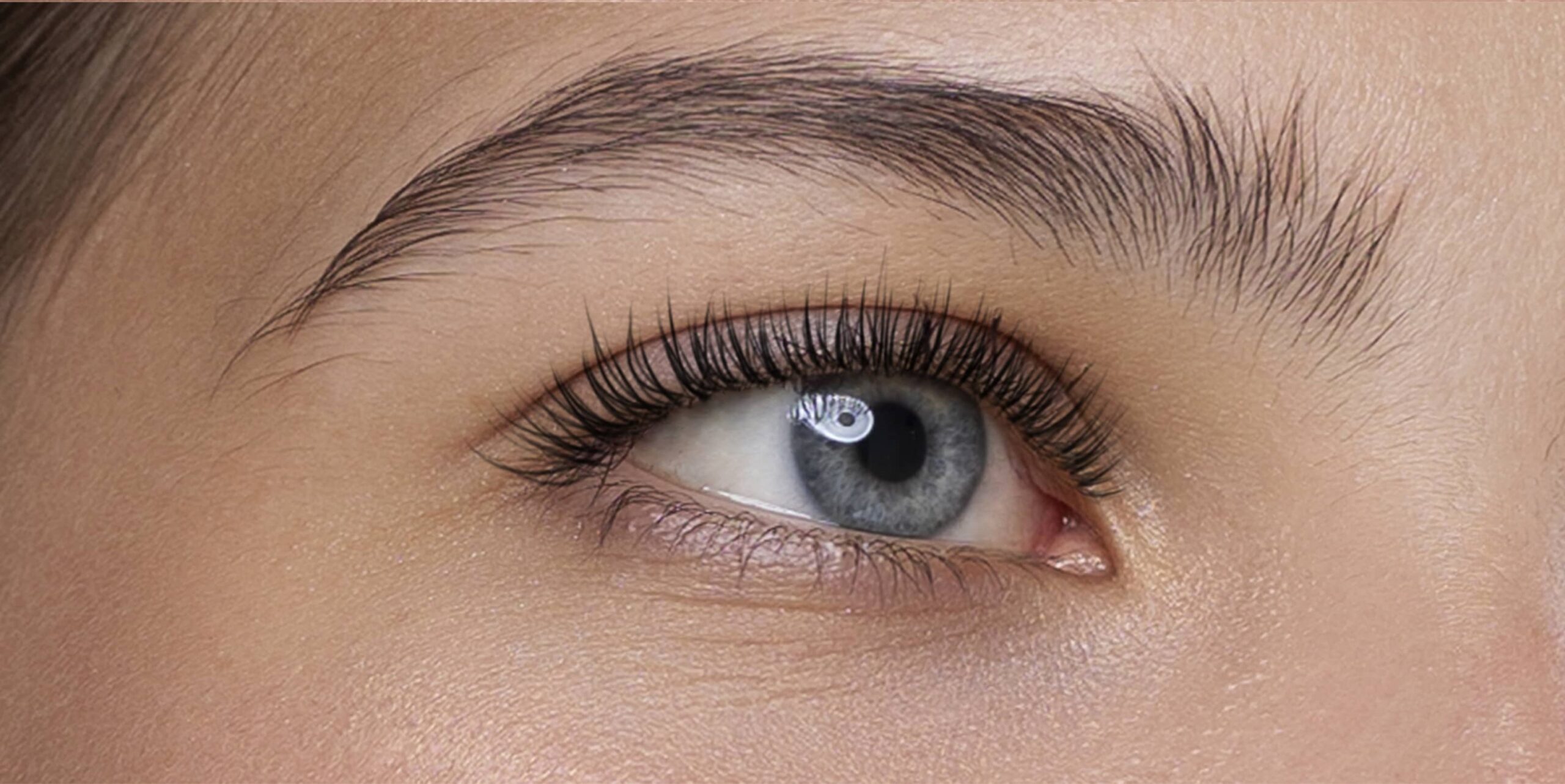 Astuces Naturelles Pour Des Cils Plus Longs Et Plus Pais